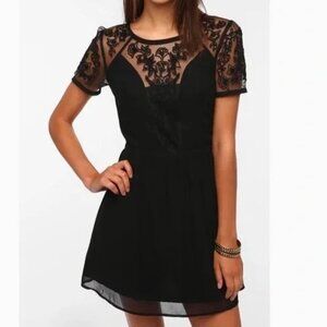 Vintage 2012 Kimchi Blue Emma Dress BLACK SIZE 4